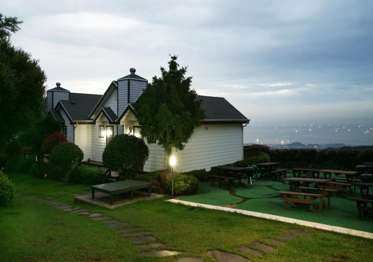 Uts Village Jeju Eksteriør billede