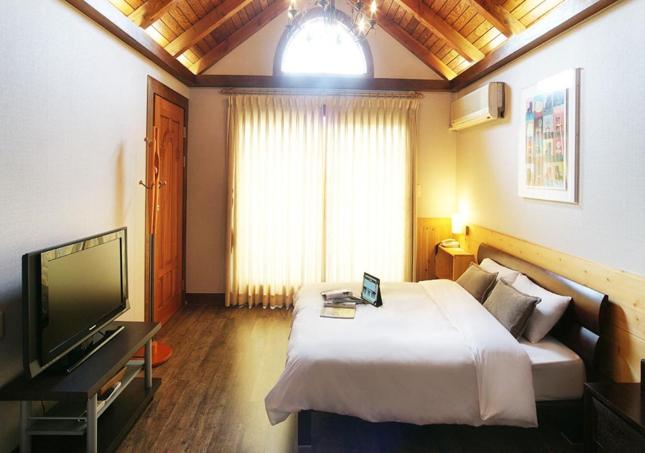 Uts Village Jeju Eksteriør billede