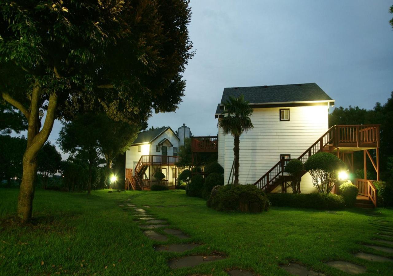 Uts Village Jeju Eksteriør billede