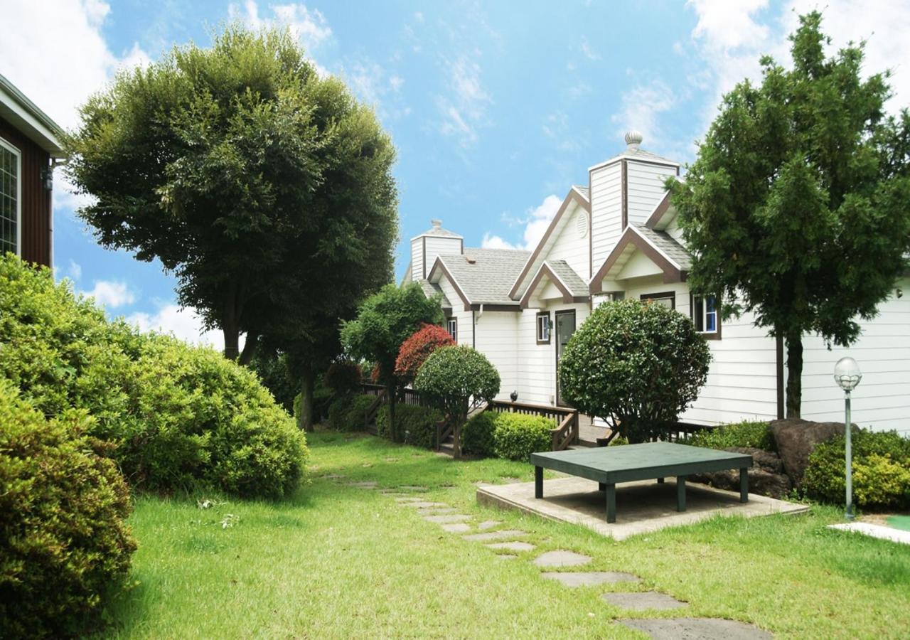 Uts Village Jeju Eksteriør billede