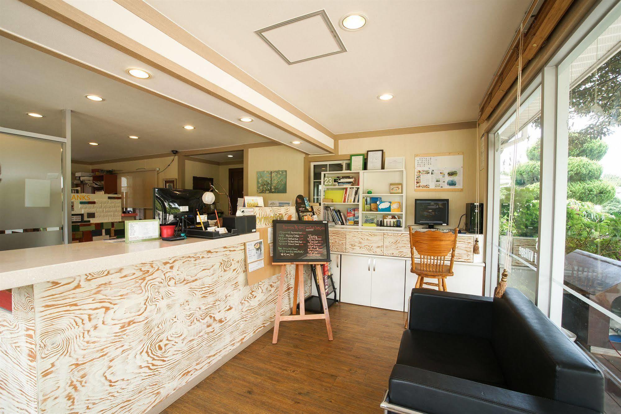 Uts Village Jeju Eksteriør billede
